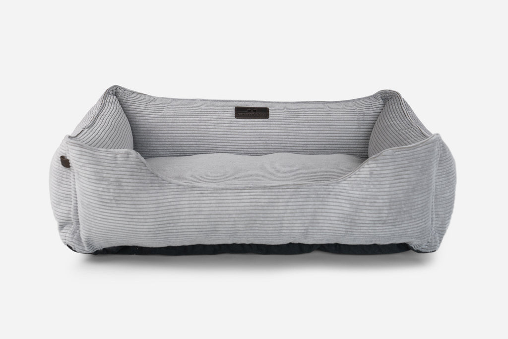 Chester & Lee | Fancy Corduroy Sleeper Dog Bed