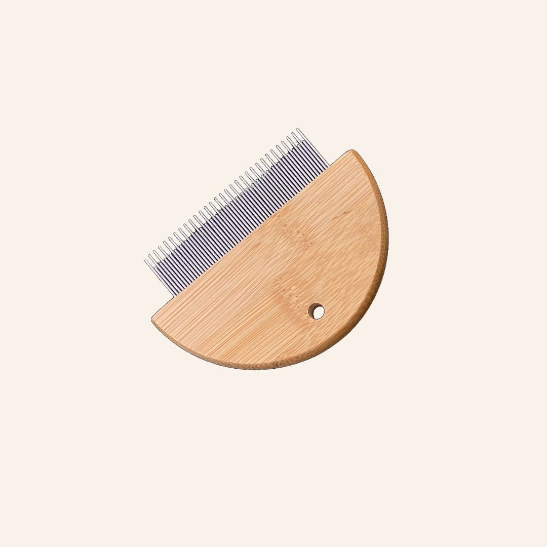 Tilley + Me Bamboo fur detangler and flea comb – Set of 2